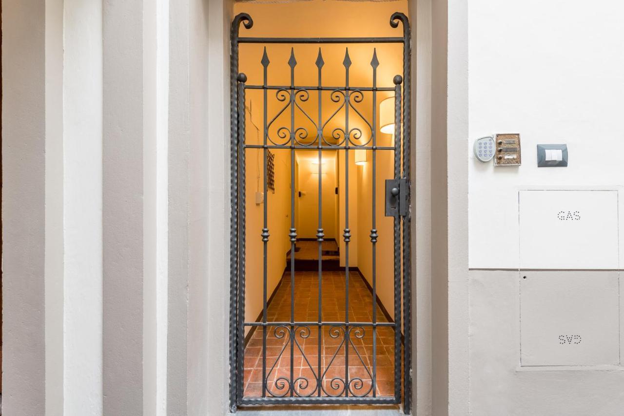 Design Apartments Florence- Florence City Center Bagian luar foto